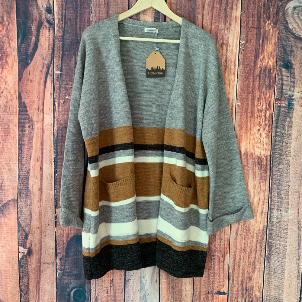 Main Strip Size Large Open Cardigan